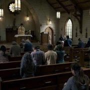 Midnight Mass - galeria zdjęć - filmweb
