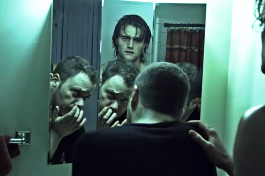 Kept Man - galeria zdjęć - filmweb