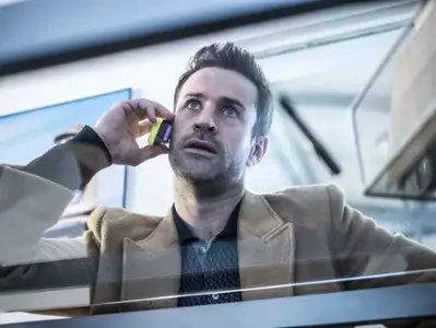 Clean Break - galeria zdjęć - filmweb