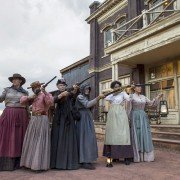 Godless - galeria zdjęć - filmweb