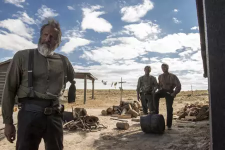 Godless - galeria zdjęć - filmweb