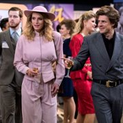 GLOW - galeria zdjęć - filmweb