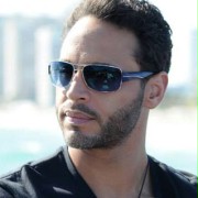 Daniel Sunjata w Graceland