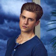 Graceland - galeria zdjęć - filmweb