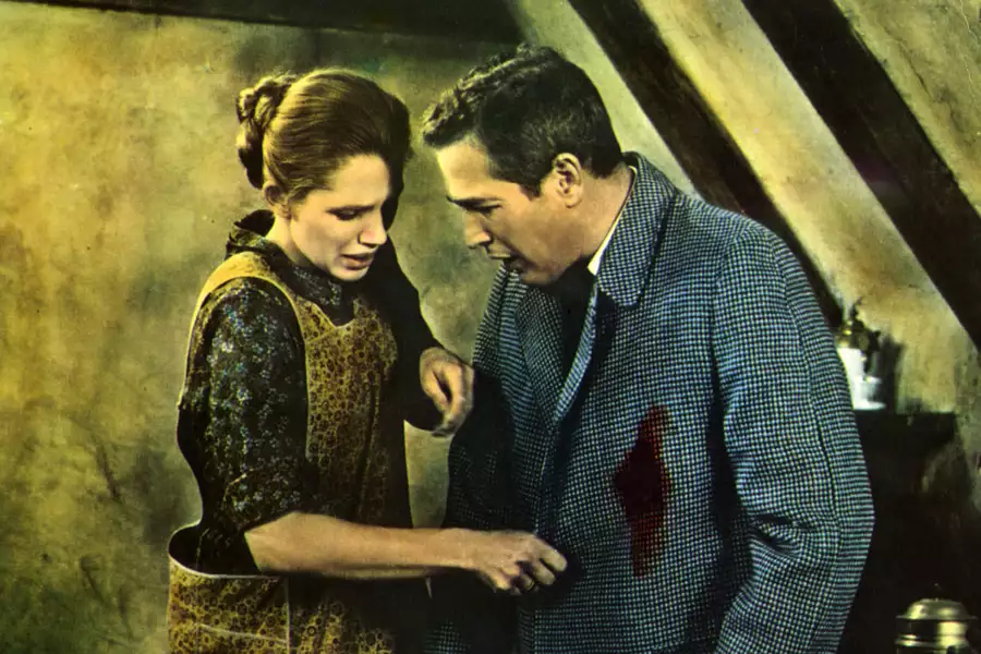 Rozdarta kurtyna - galeria zdjęć - filmweb