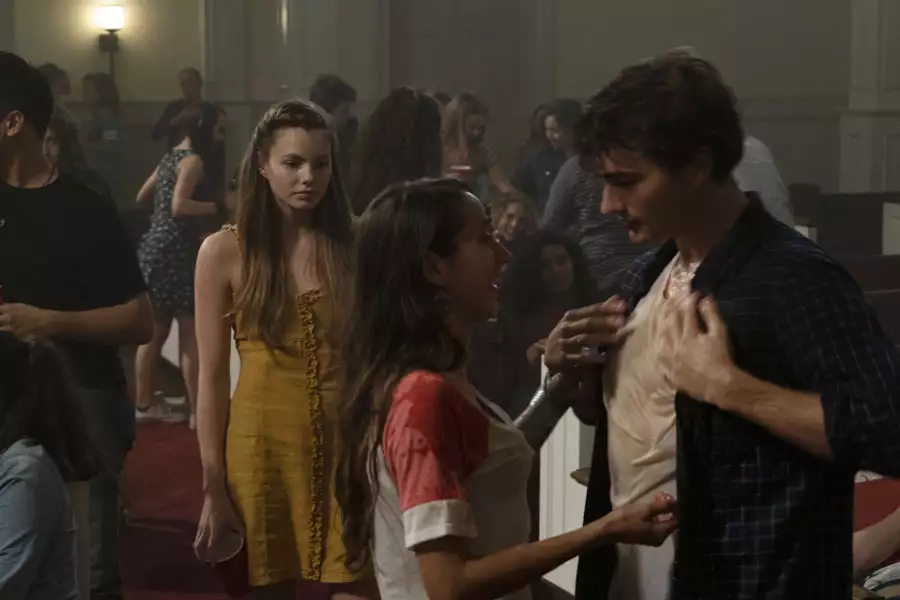 The Society - galeria zdjęć - filmweb