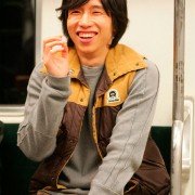 Du Eolguleui Yeochin - galeria zdjęć - filmweb
