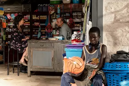 Życie przed sobą - galeria zdjęć - filmweb