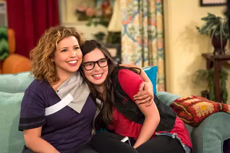 One Day at a Time - galeria zdjęć - filmweb