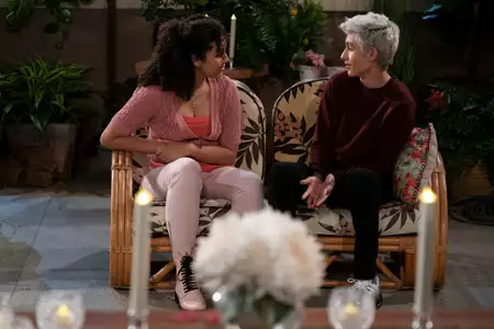 One Day at a Time - galeria zdjęć - filmweb