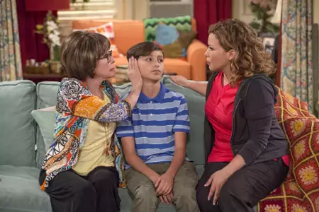 One Day at a Time - galeria zdjęć - filmweb