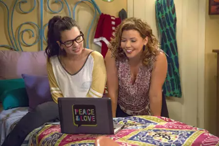 One Day at a Time - galeria zdjęć - filmweb