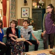 One Day at a Time - galeria zdjęć - filmweb