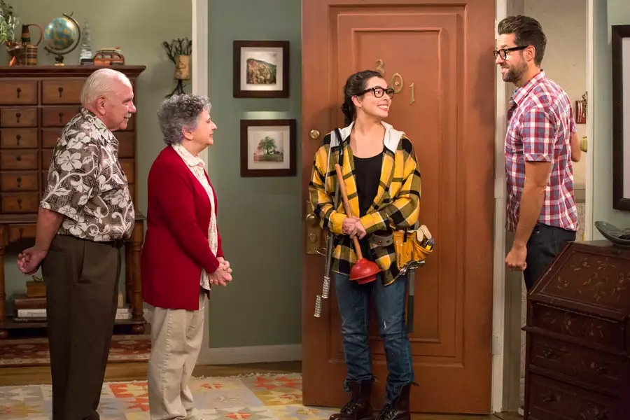 One Day at a Time - galeria zdjęć - filmweb