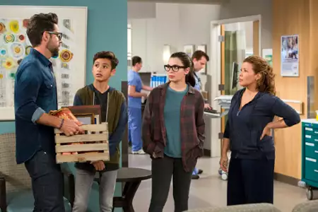 One Day at a Time - galeria zdjęć - filmweb