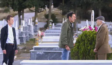 Lachtara. Tęsknota - galeria zdjęć - filmweb