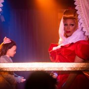 AJ and the Queen - galeria zdjęć - filmweb