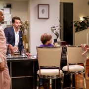 AJ and the Queen - galeria zdjęć - filmweb