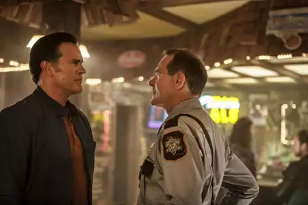 Ash kontra martwe zło - galeria zdjęć - filmweb