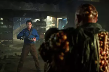 Ash kontra martwe zło - galeria zdjęć - filmweb