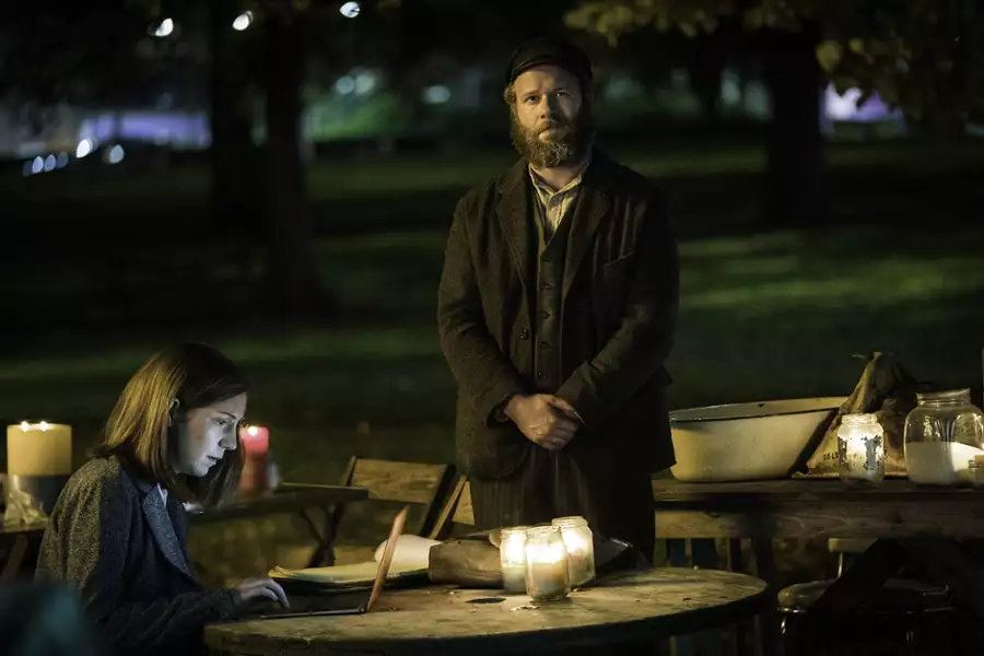Amerykanin w marynacie - galeria zdjęć - filmweb