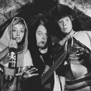 Samochodzik i Templariusze - galeria zdjęć - filmweb