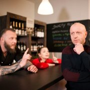 Święty - galeria zdjęć - filmweb