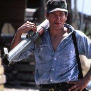 Samotny wilk McQuade - galeria zdjęć - filmweb