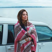 Mama - galeria zdjęć - filmweb