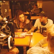 Mama - galeria zdjęć - filmweb