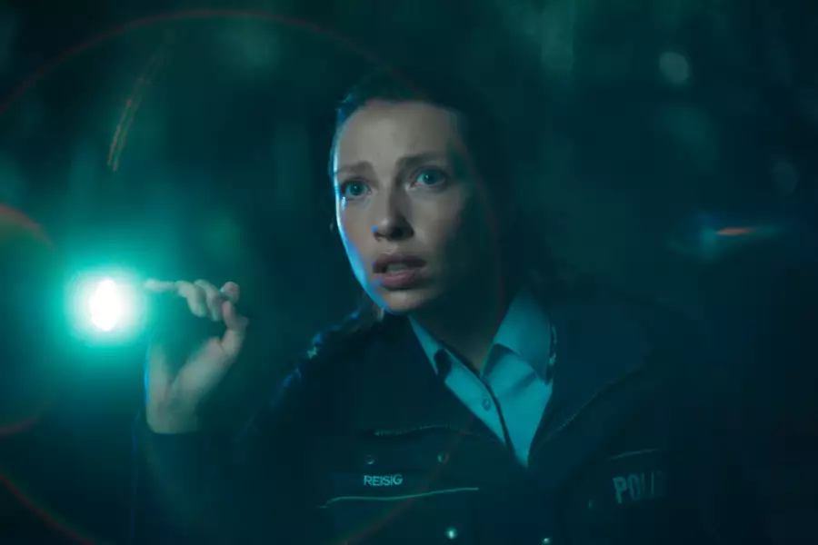 Ukochane dziecko - galeria zdjęć - filmweb
