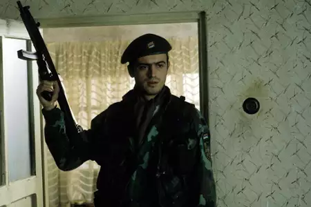 Wybawca - galeria zdjęć - filmweb