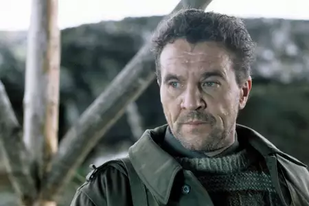 Wybawca - galeria zdjęć - filmweb