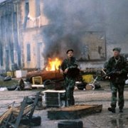 Wybawca - galeria zdjęć - filmweb