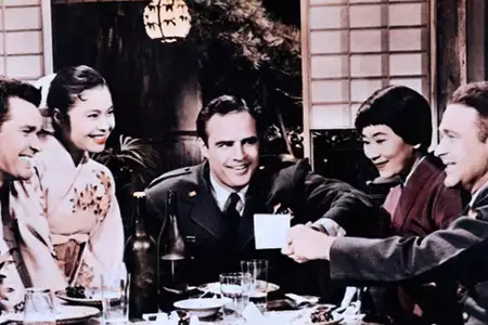 Sayonara - galeria zdjęć - filmweb