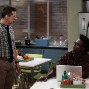 Sean Saves the World - galeria zdjęć - filmweb