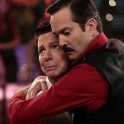Sean Saves the World - galeria zdjęć - filmweb