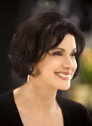 Wścibska mama - galeria zdjęć - filmweb