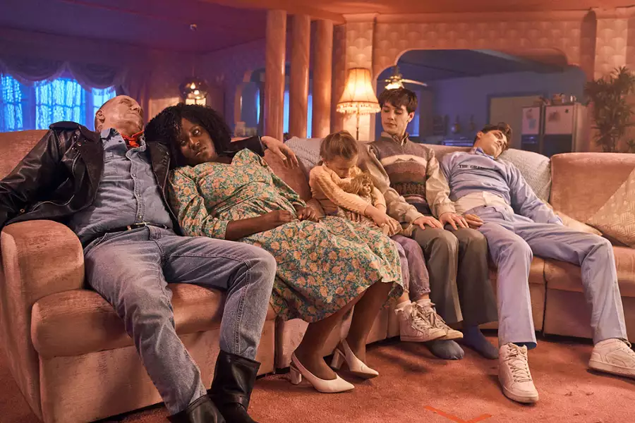 Najbardziej samotny chłopak na świecie - galeria zdjęć - filmweb