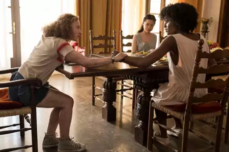Kiss Me First - galeria zdjęć - filmweb