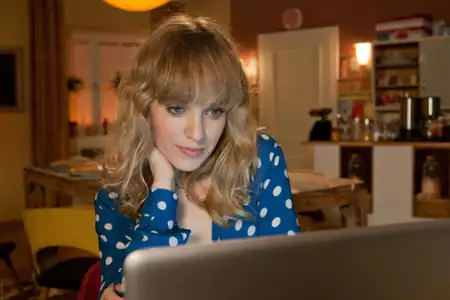 Add a Friend - galeria zdjęć - filmweb
