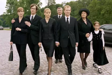 Spadek - galeria zdjęć - filmweb