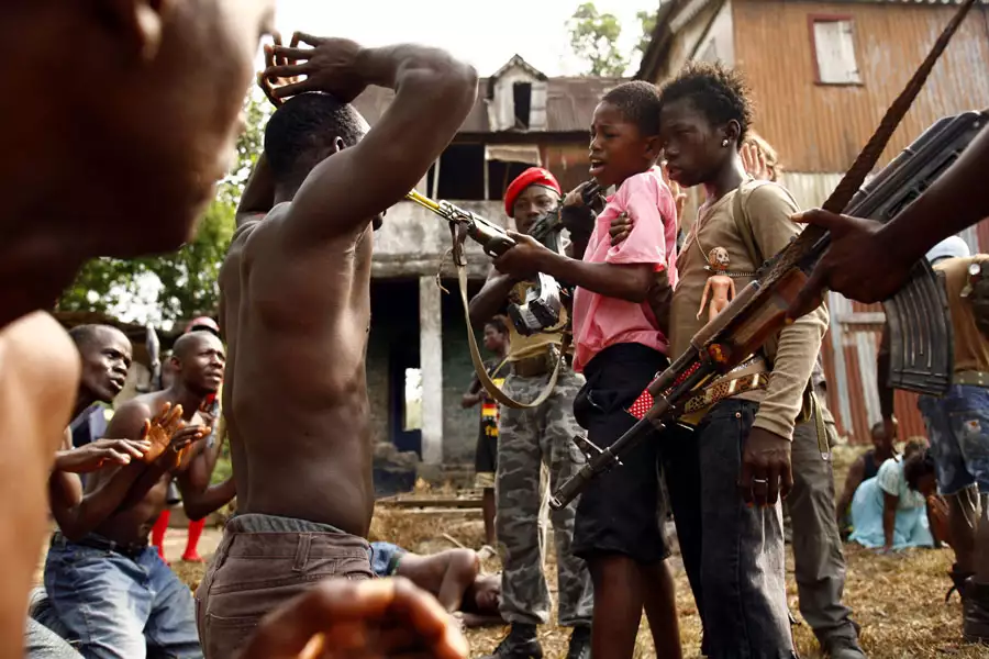 Wściekły Pies - galeria zdjęć - filmweb