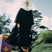Dusza na sprzedaż - galeria zdjęć - filmweb
