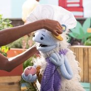 Waffles + Mochi - galeria zdjęć - filmweb