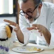 Waffles + Mochi - galeria zdjęć - filmweb