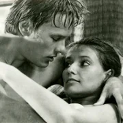 Szabad l&eacute;legzet - galeria zdjęć - filmweb