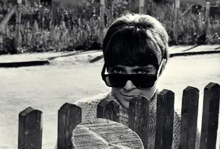 Dziewczyna - galeria zdjęć - filmweb