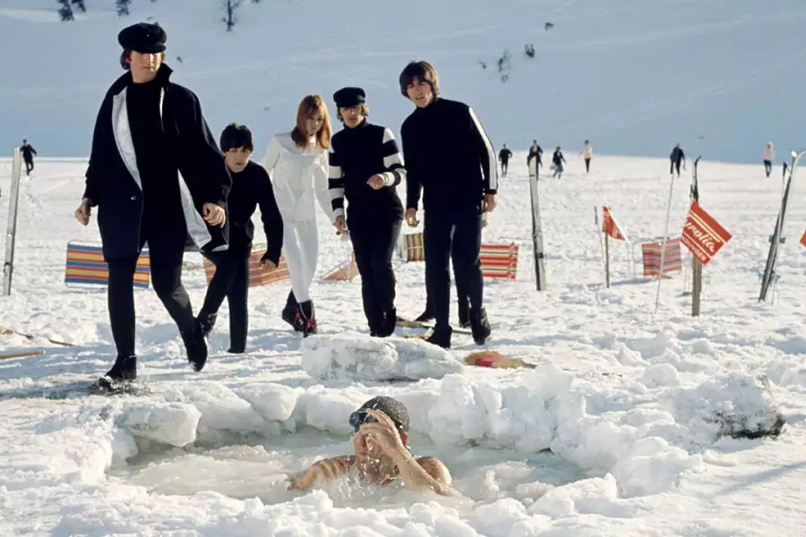 Na pomoc! - galeria zdjęć - filmweb