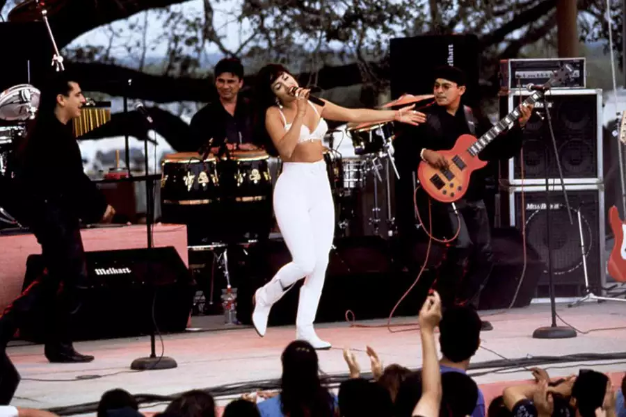 Selena - galeria zdjęć - filmweb